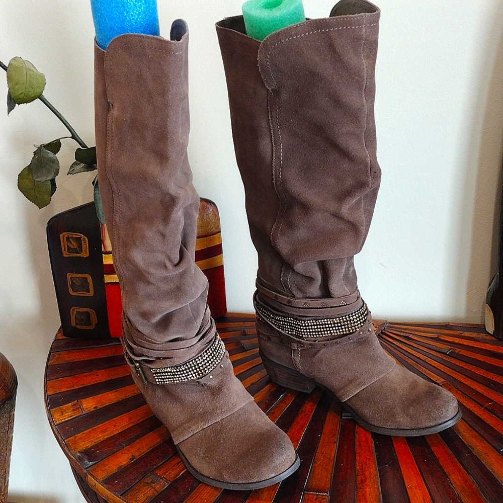 Naughty Monkey Lone Rider Taupe Genuine Suede Slouchy Boots.  Size 7.5